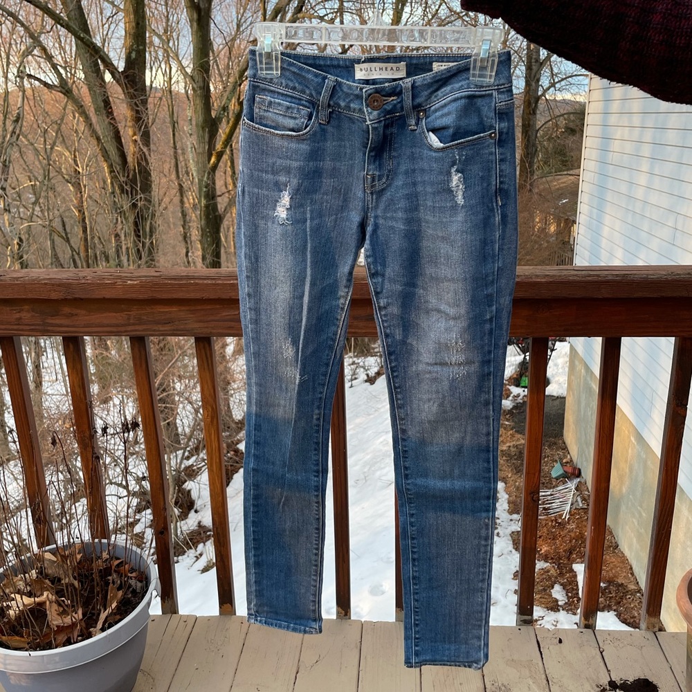 Bullhead Ripped Skinny Jeans